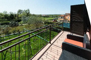 Valica 5-Bedroom Villa for Up to 11 Guests