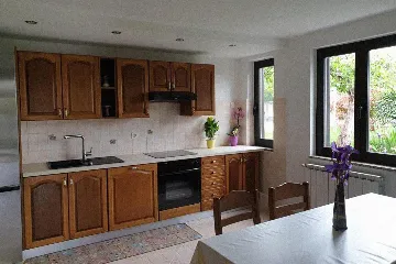 Valica 5-Bedroom Villa for Up to 11 Guests