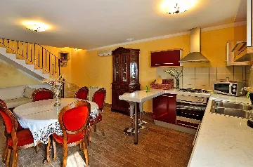 Livade 6-Bedroom Villa with Infinity Pool