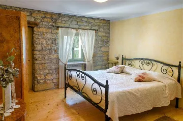 Livade 6-Bedroom Villa with Infinity Pool