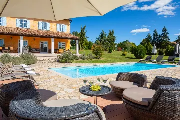 Grožnjan Villa for 8 with Private Pool and Playground