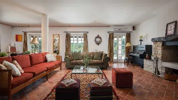 Grožnjan Villa for 8 with Private Pool and Playground