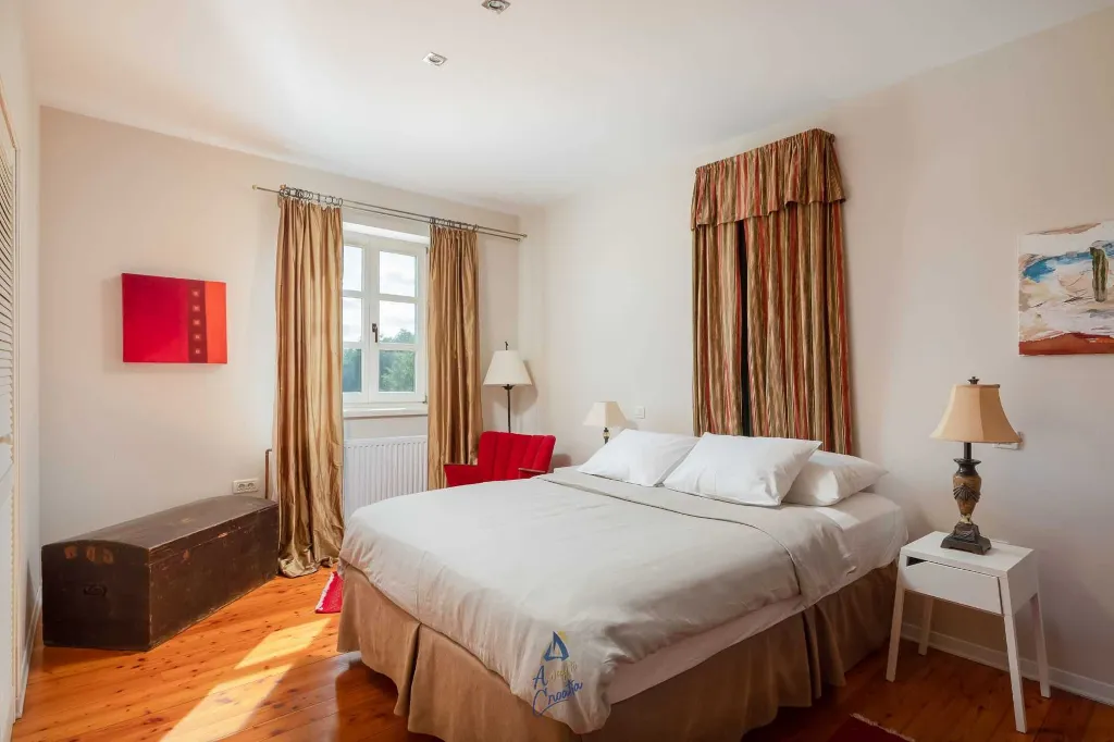 Grožnjan Villa for 8 with Private Pool and Playground
