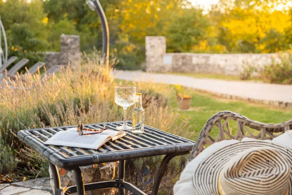 Grožnjan Villa for 8 with Private Pool and Playground