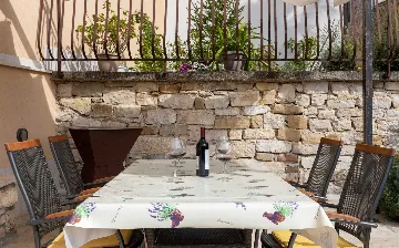 3-Bedroom Villa in Pazin for Up to 8 Guests