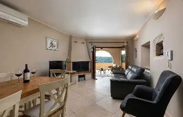 3-Bedroom Villa in Pazin for Up to 8 Guests