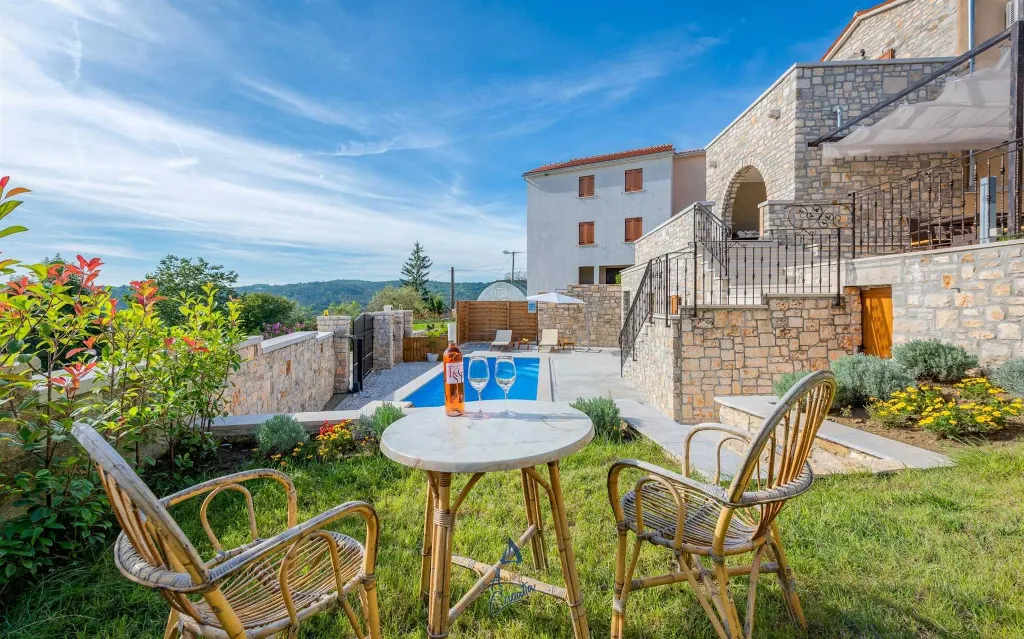 3-Bedroom Villa in Pazin for Up to 8 Guests