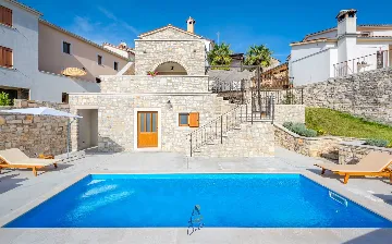 3-Bedroom Villa in Pazin for Up to 8 Guests