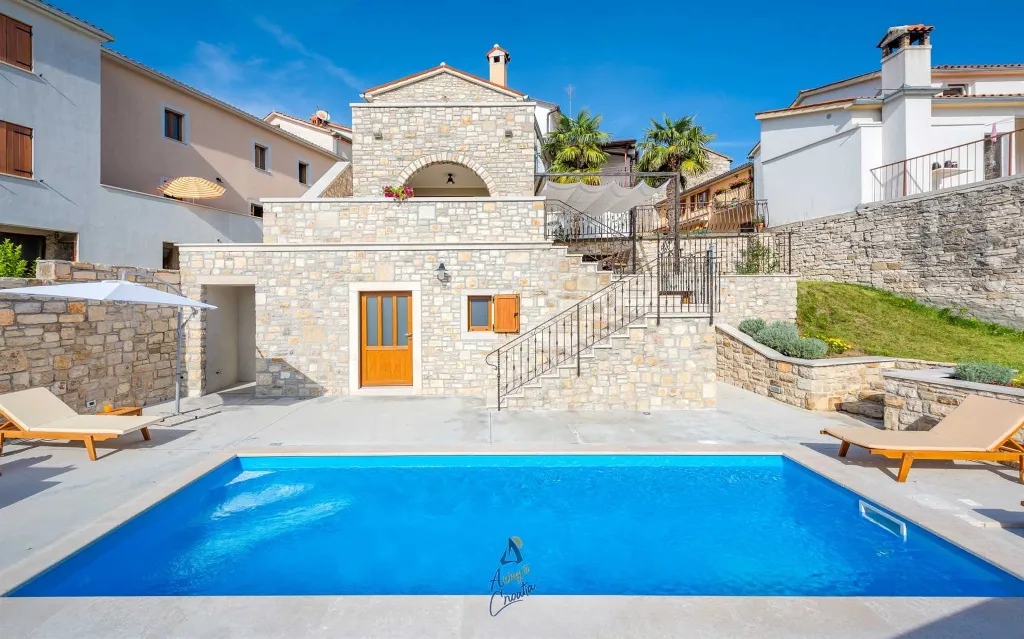 3-Bedroom Villa in Pazin for Up to 8 Guests