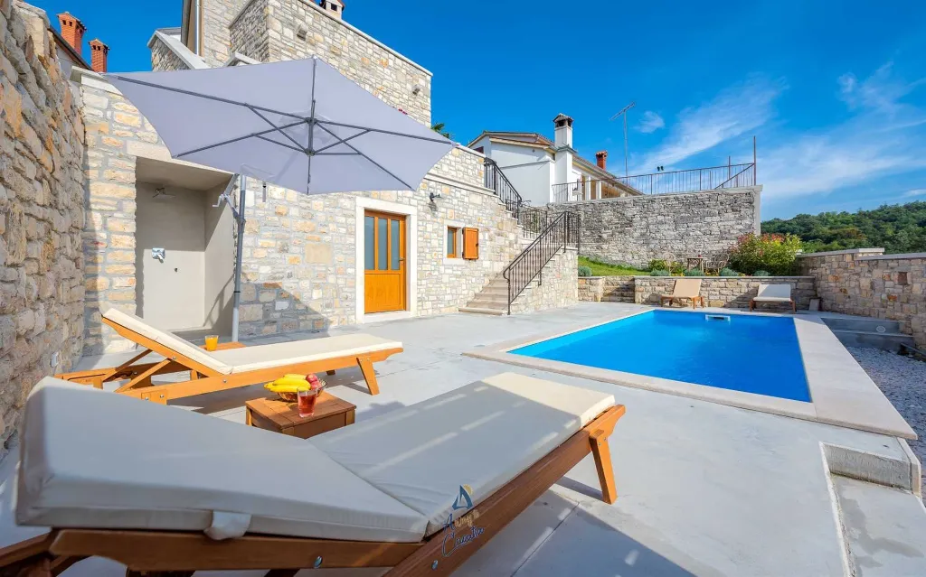 3-Bedroom Villa in Pazin for Up to 8 Guests