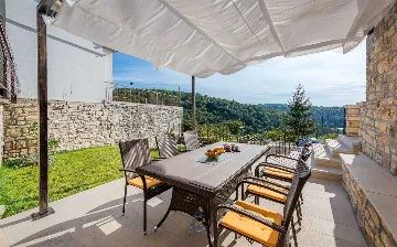 3-Bedroom Villa in Pazin for Up to 8 Guests