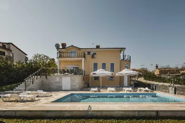 4-Bedroom Villa with Pool in Buje, Croatia