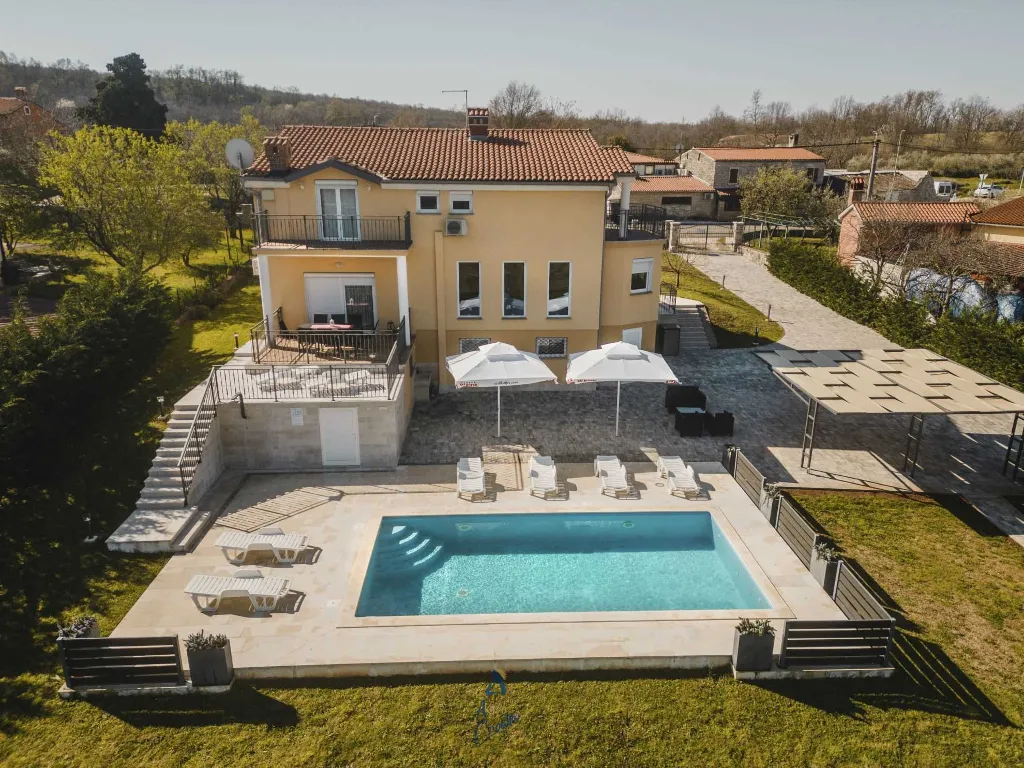 4-Bedroom Villa with Pool in Buje, Croatia