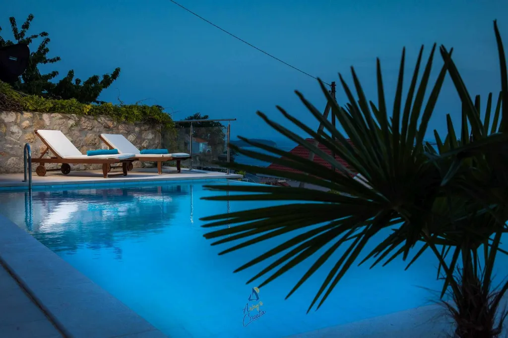 6-Bedroom Villa in Mlini with Heated Pool