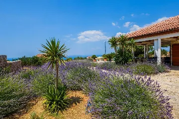 Brusje 7-Bedroom Villa for Up to 14 Guests