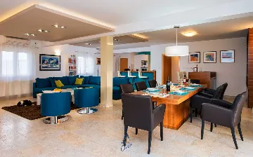 Brusje 7-Bedroom Villa for Up to 14 Guests