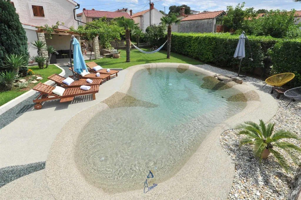 Air-Conditioned 3-Bedroom Villa with Pool in Kostrena