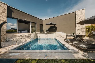 3-Bedroom Villa with Private Pool in Valica