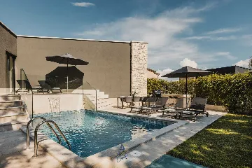 3-Bedroom Villa with Private Pool in Valica