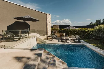3-Bedroom Villa with Private Pool in Valica