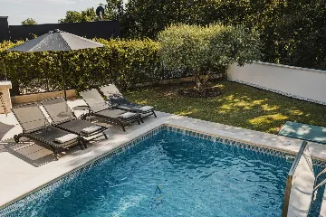 3-Bedroom Villa with Private Pool in Valica