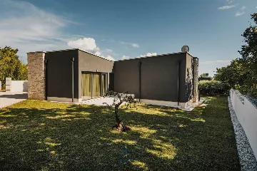 3-Bedroom Villa with Private Pool in Valica