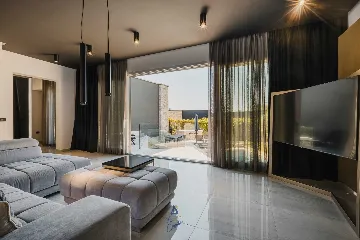 3-Bedroom Villa with Private Pool in Valica