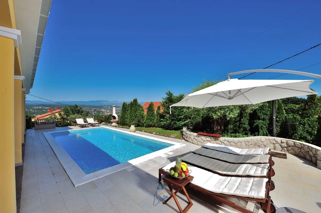 2-Bedroom Villa with Private Pool in Matulji