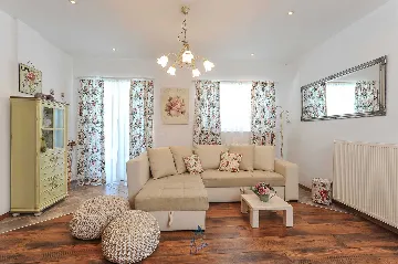 2-Bedroom Villa with Private Pool in Matulji