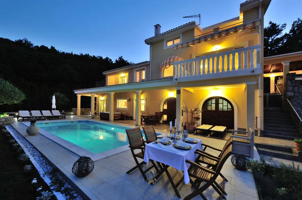 2-Bedroom Villa with Private Pool in Matulji
