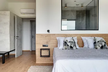 7-Bedroom Villa for 14 in Pula