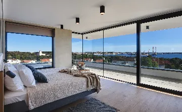 7-Bedroom Villa for 14 in Pula