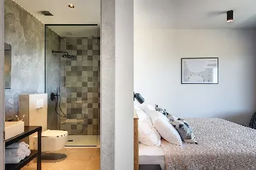 7-Bedroom Villa for 14 in Pula