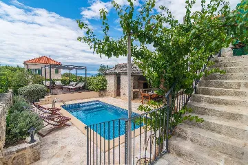 Renovated 3-Bedroom Villa with Pool in Supetar