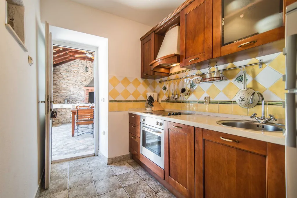 Renovated 3-Bedroom Villa with Pool in Supetar