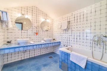 Renovated 3-Bedroom Villa with Pool in Supetar