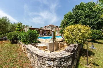 3-Bedroom Villa with Pool in Poreč for Up to 8