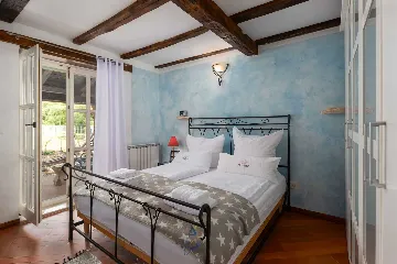 3-Bedroom Villa with Pool in Poreč for Up to 8