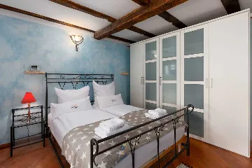 3-Bedroom Villa with Pool in Poreč for Up to 8