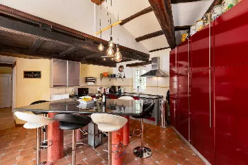 3-Bedroom Villa with Pool in Poreč for Up to 8