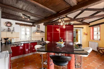 3-Bedroom Villa with Pool in Poreč for Up to 8