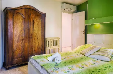 Pet-Friendly 2-Bedroom Villa with Private Pool in Buzet