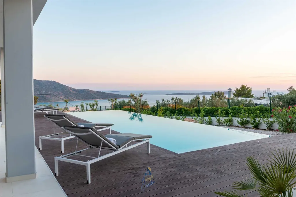 Sea-View Terrace Villa for 8 Guests in Primošten