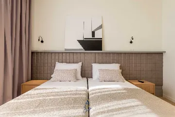 Sea-View Terrace Villa for 8 Guests in Primošten