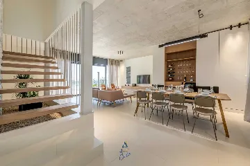 Sea-View Terrace Villa for 8 Guests in Primošten