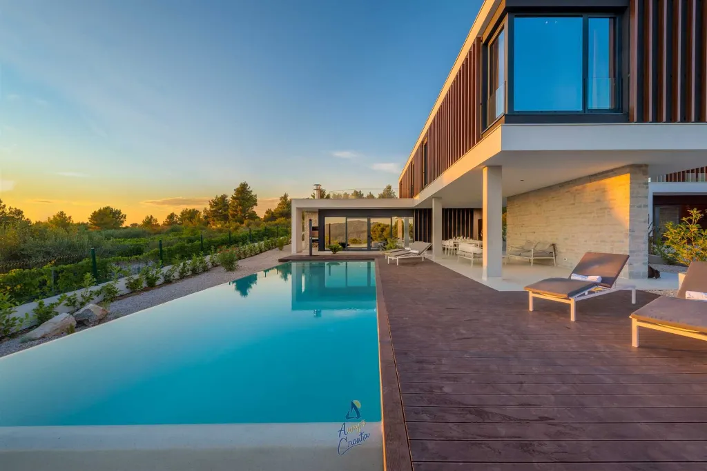 Sea-View Terrace Villa for 8 Guests in Primošten