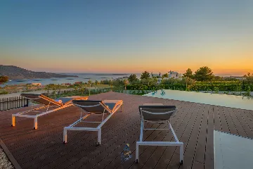 Sea-View Terrace Villa for 8 Guests in Primošten