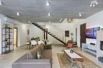 Pomer Secluded Villa with Private Pool for 8 Guests