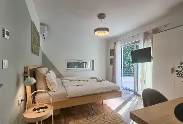 Pomer Secluded Villa with Private Pool for 8 Guests