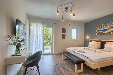 Pomer Secluded Villa with Private Pool for 8 Guests